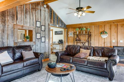 half Mi to State Park! Riverfront Ozarks Retreat