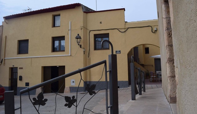 Half-timbered house "Casa Entera".