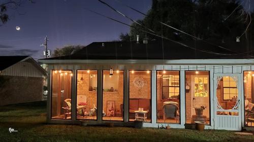 Hallowed Hollow Villa