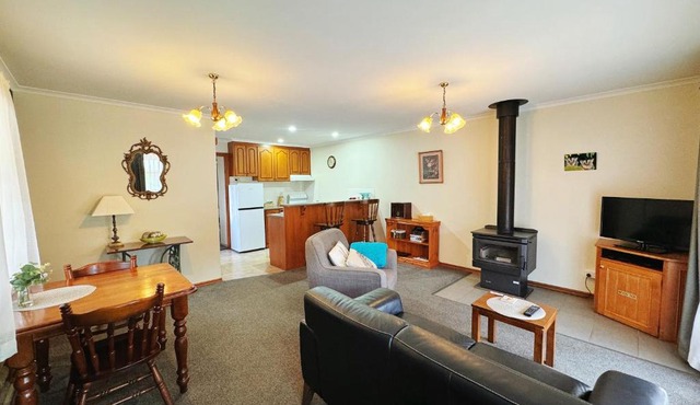 Halls Gap Log Cabins