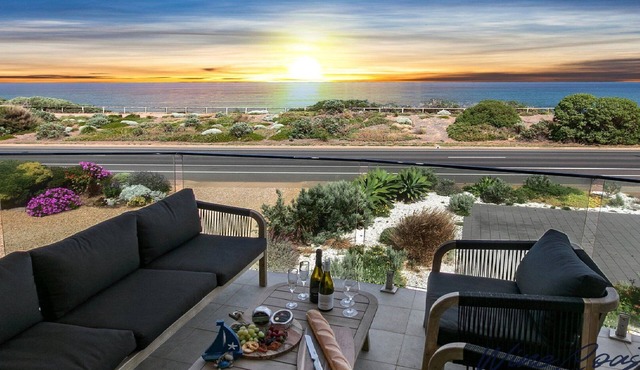 HaltandHide by Wine Coast Holiday Rentals