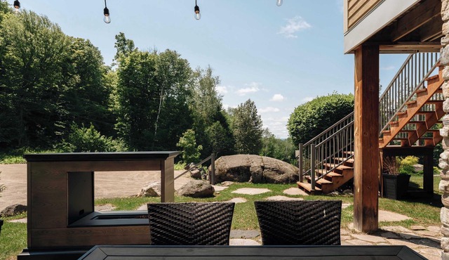 Halte MB2 — Terrace, Lake & Hiking
