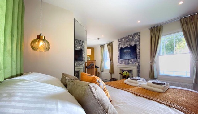Hambrook House Canterbury - NEW luxury guest house with ESPA Spa complex
