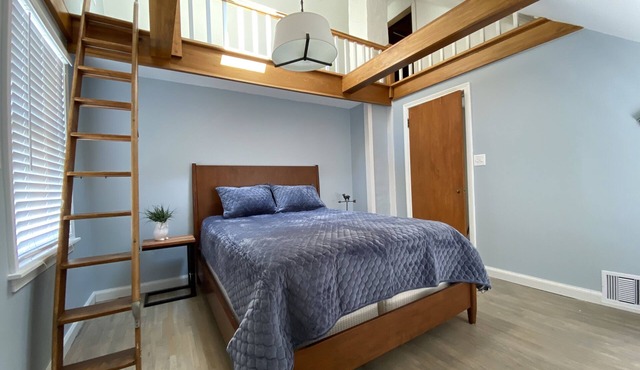 Hamburg Home in Heart of Village