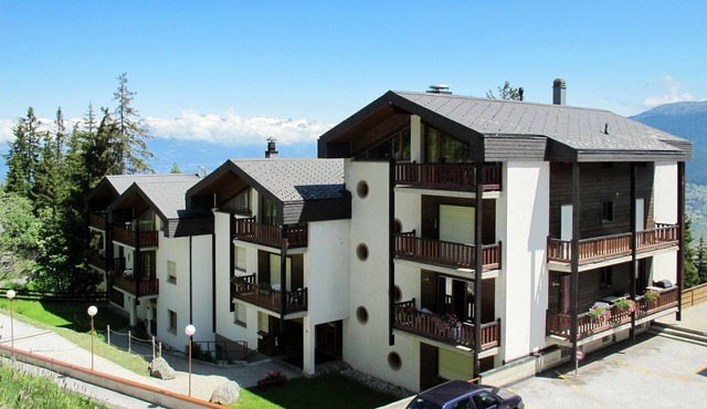 Hameau A04 by Interhome