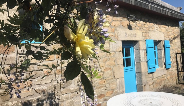 Hameau de Pêcheurs, les Pieds Dans L'eau : Votre Authentique "abri du Marin"