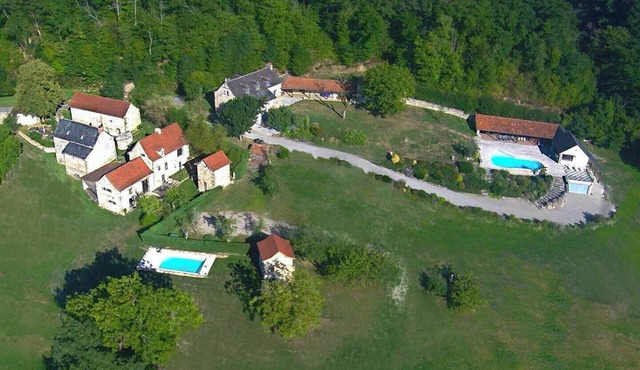 Hameau Privatif DE Charme 30 Pers