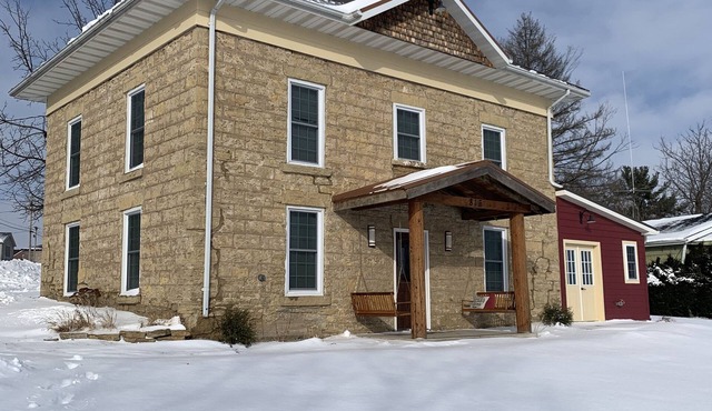 Hamilton Goebel House 816 E Louisa St Darlington Wi