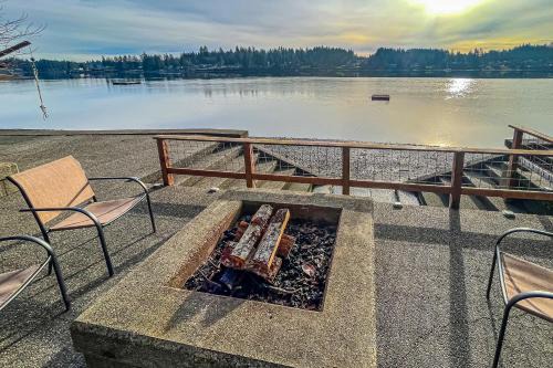 Hammersley Beach Cabin