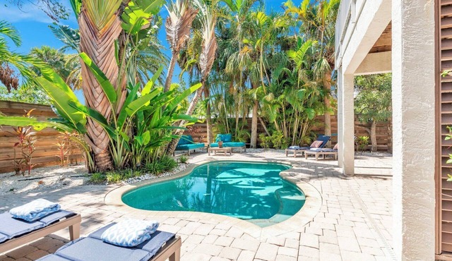 Hammock in the Sun by Duncan Real Estate