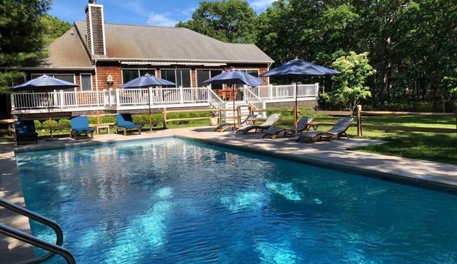 Hampton Bays 6 bed/5 bath 4000sqft secluded property on 1+ acre with heated pool