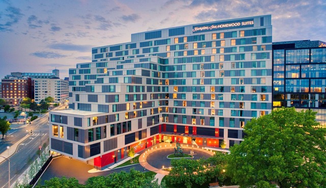 Hampton by Hilton at the Boston Seaport District