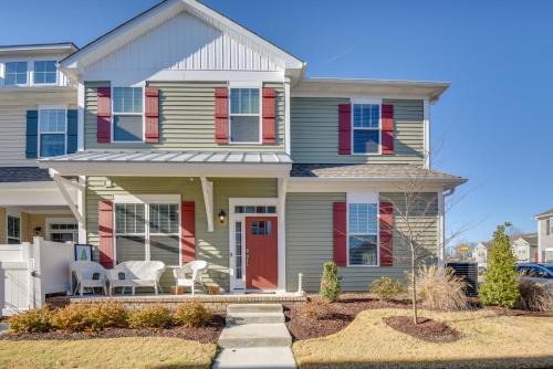 Hampton Condo By Convention Center and Coliseum!