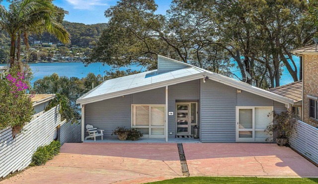 Hampton Cottage by HolidayCo.