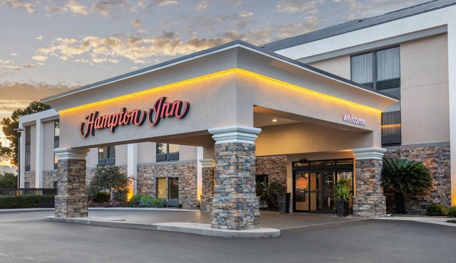 Hampton Inn Adel