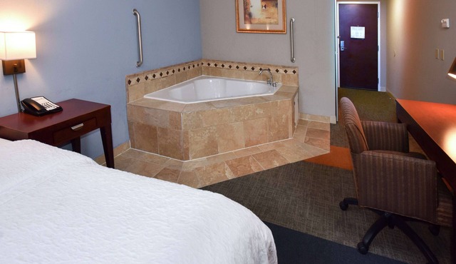 Hampton Inn Alexander City