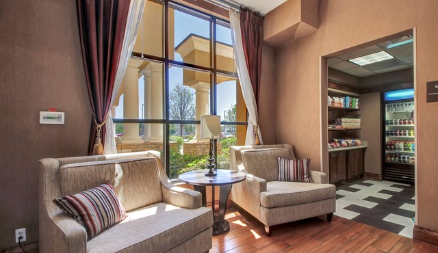 Hampton Inn And Suites Hemet