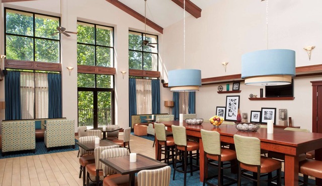 Hampton Inn and Suites Kokomo