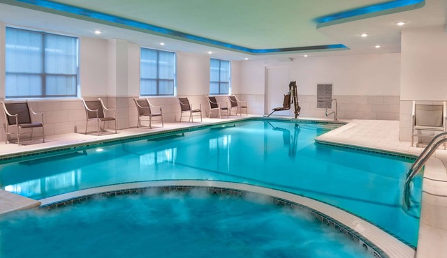 Hampton Inn Buffalo-Williamsville