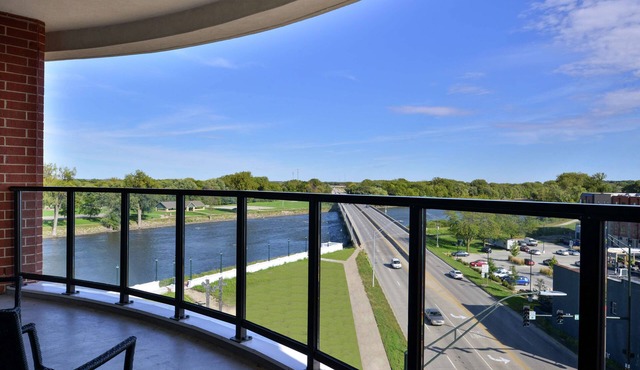 Hampton Inn Cedar Falls Downtown