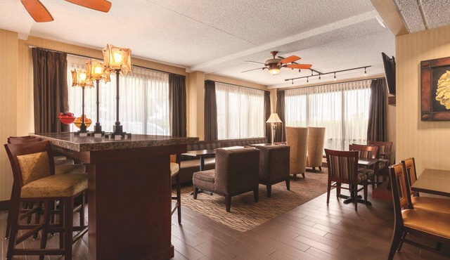 Hampton Inn Des Moines-Airport