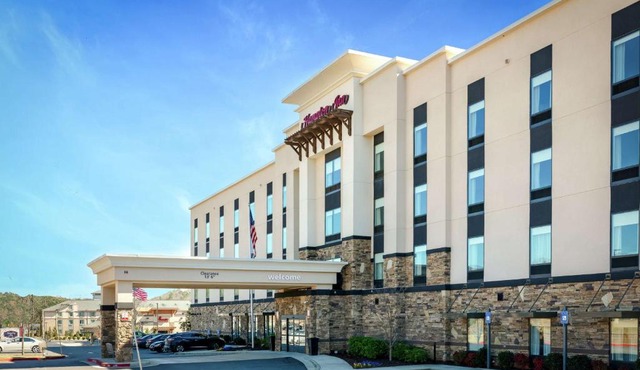 Hampton Inn Emerson - Lakepoint, Ga