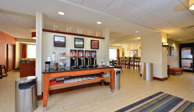 Hampton Inn Farmville, VA