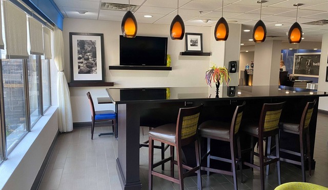 Hampton Inn Ft. Chiswell-Max Meadows