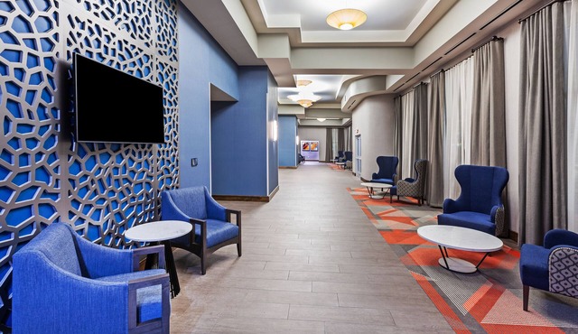 Hampton Inn Gardner Conference Center