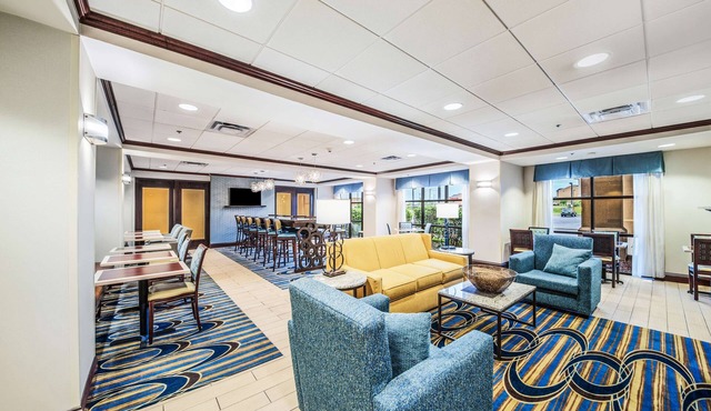 Hampton Inn Greenfield