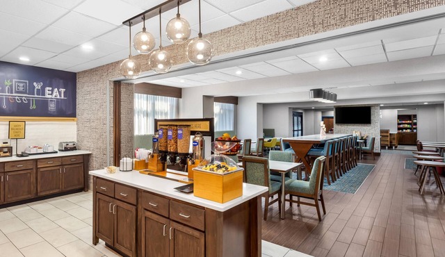 Hampton Inn Huntington University Area