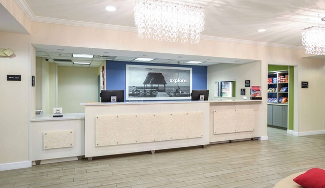 Hampton Inn Jacksonville East Regency Square