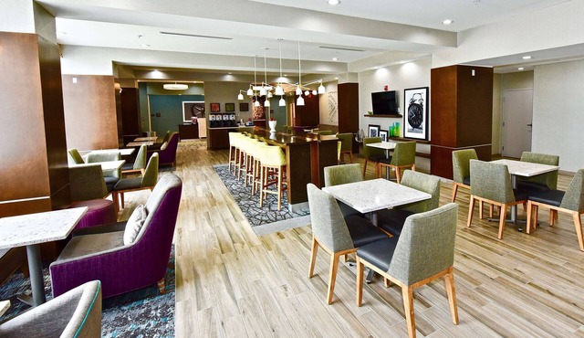 Hampton Inn Kirksville