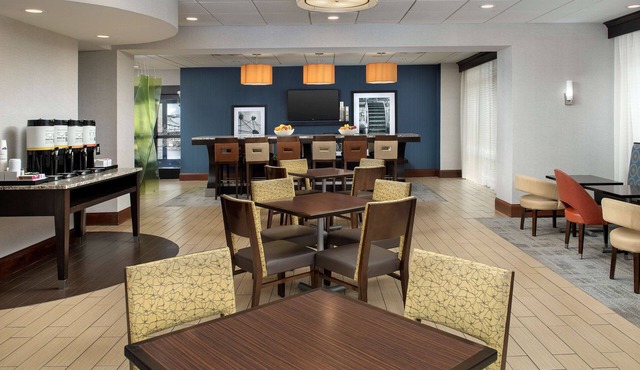 Hampton Inn Knoxville East