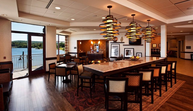 Hampton Inn Marquette/Waterfront