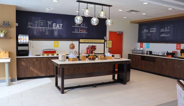 Hampton Inn McMinnville