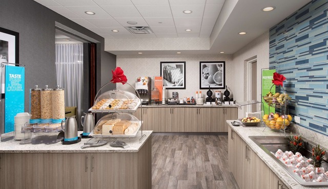 Hampton Inn Miami - Airport East, FL