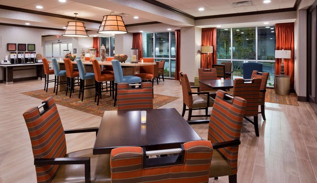 Hampton Inn Minneapolis Bloomington West