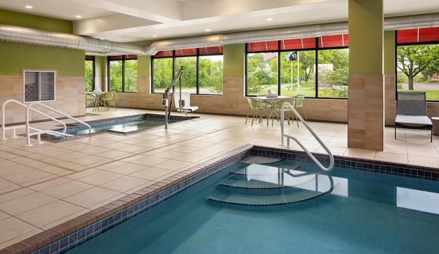 Hampton Inn Minneapolis-Roseville