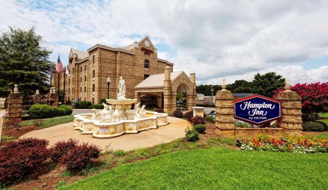 Hampton Inn Newberry Opera House