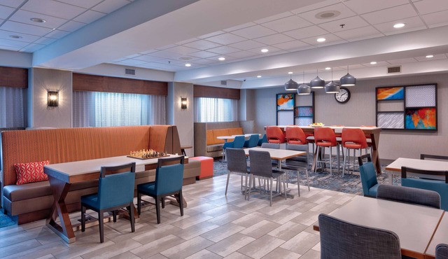 Hampton Inn Norfolk