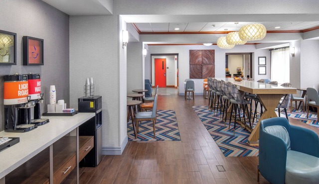 Hampton Inn Omaha West-Lakeside