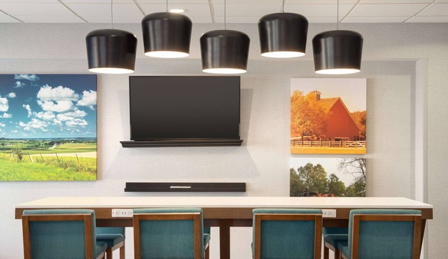 Hampton Inn St. Louis - Columbia