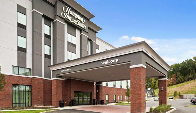 Hampton Inn & Suites Cranberry Township/Mars