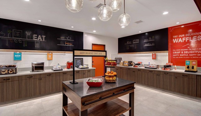 Hampton Inn & Suites Ontario Rancho Cucamonga