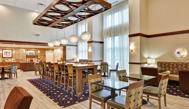 Hampton Inn & Suites Ashland