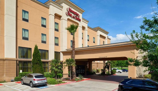 Hampton Inn & Suites Austin South Buda