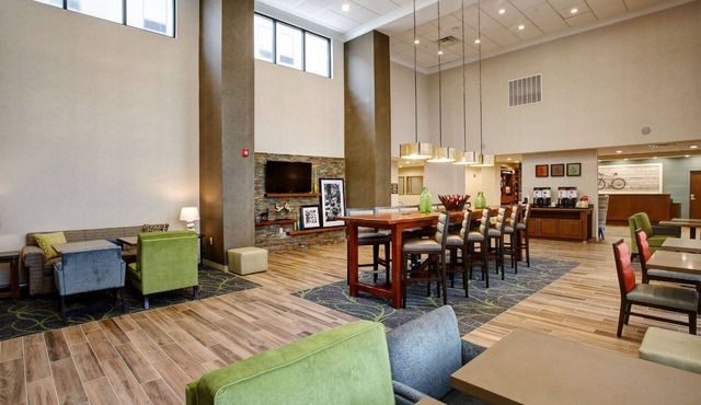 Hampton Inn & Suites Baltimore/Aberdeen