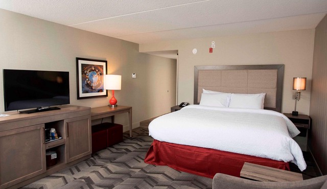 Hampton Inn & Suites by Hilton Thunder Bay