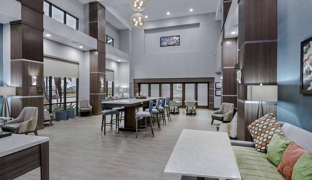 Hampton Inn & Suites by Hilton Portland Corpus Christi